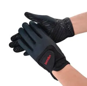 Tenue d'équitation : choisir les bons gants