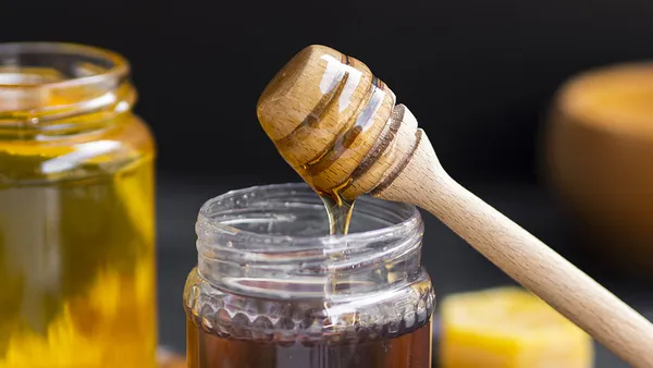 Le miel : le produit indispensable du cavalier !